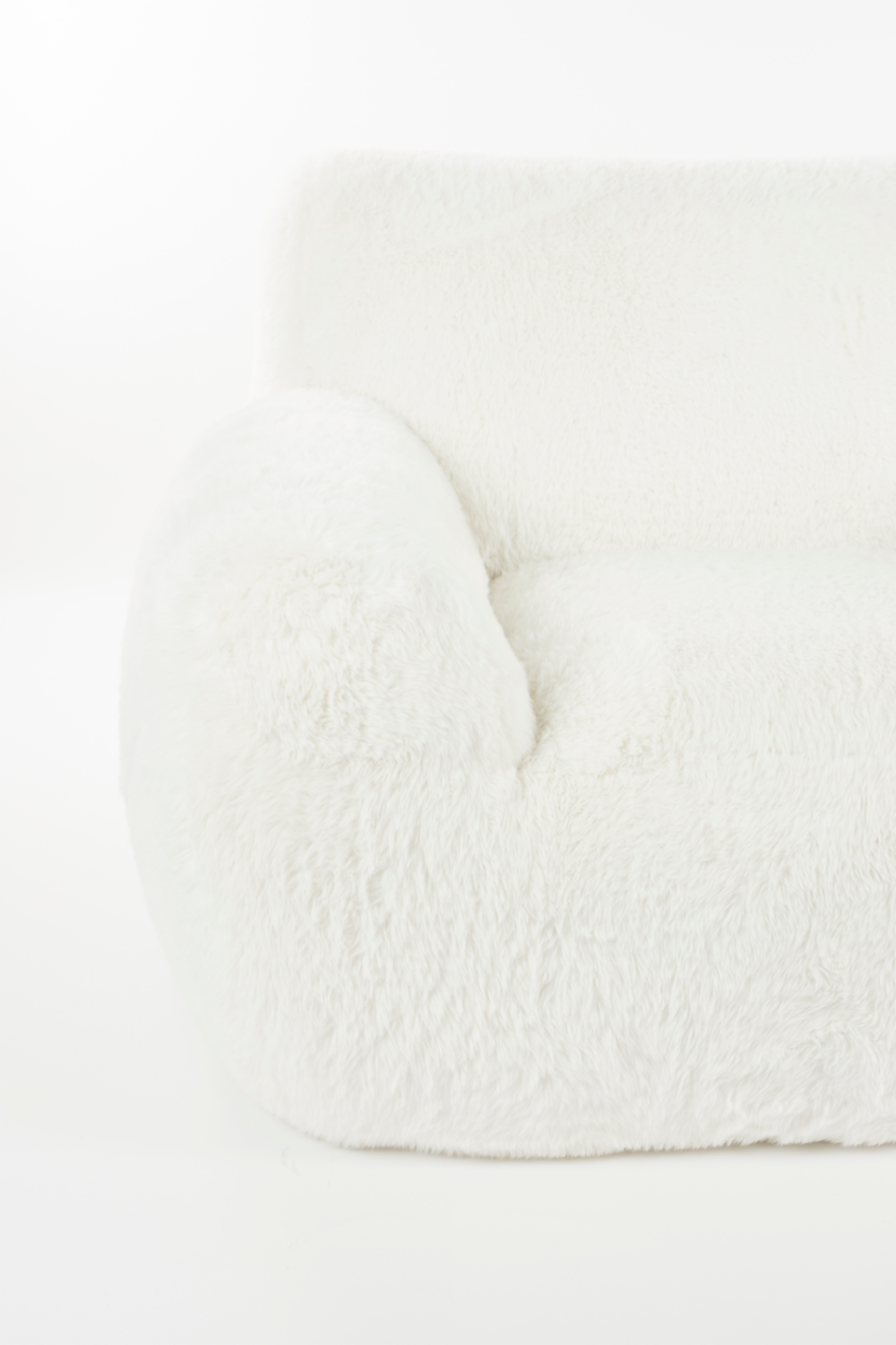 White Chunky Lounge Chair | Bold Monkey Cuddle the Yeti
