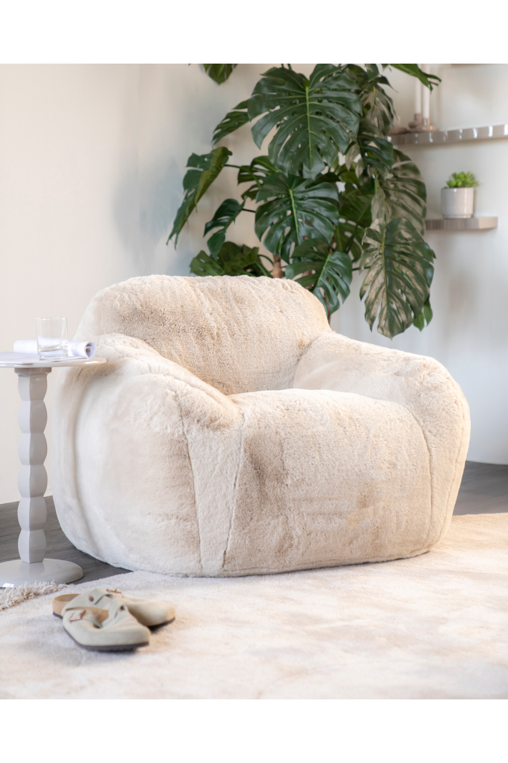 Modern Minimalist Lounge Chair | Maison Château
