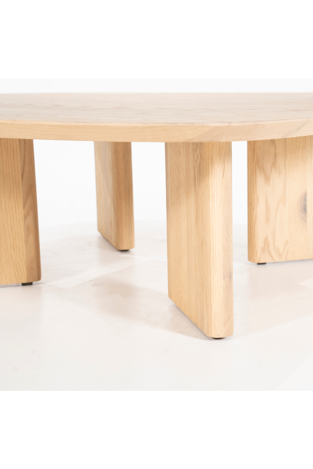 Varnished Oak Coffee Table | Eleonora Stef
