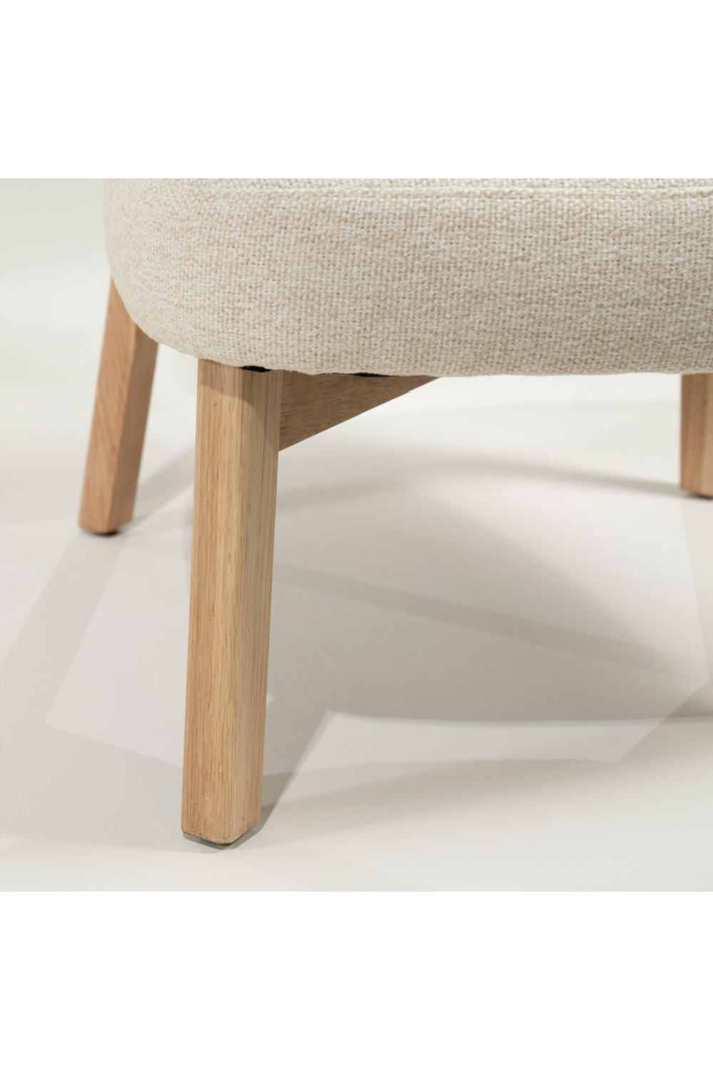 Oak Framed Accent Chair | Eleonora Mikky
