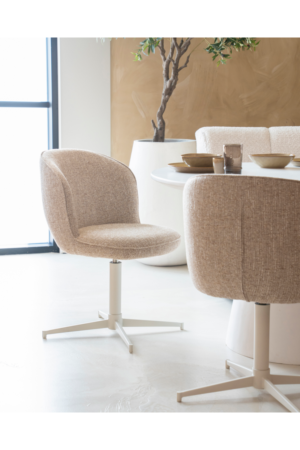 Curved Back Swivel Chair | Eleonora Molly