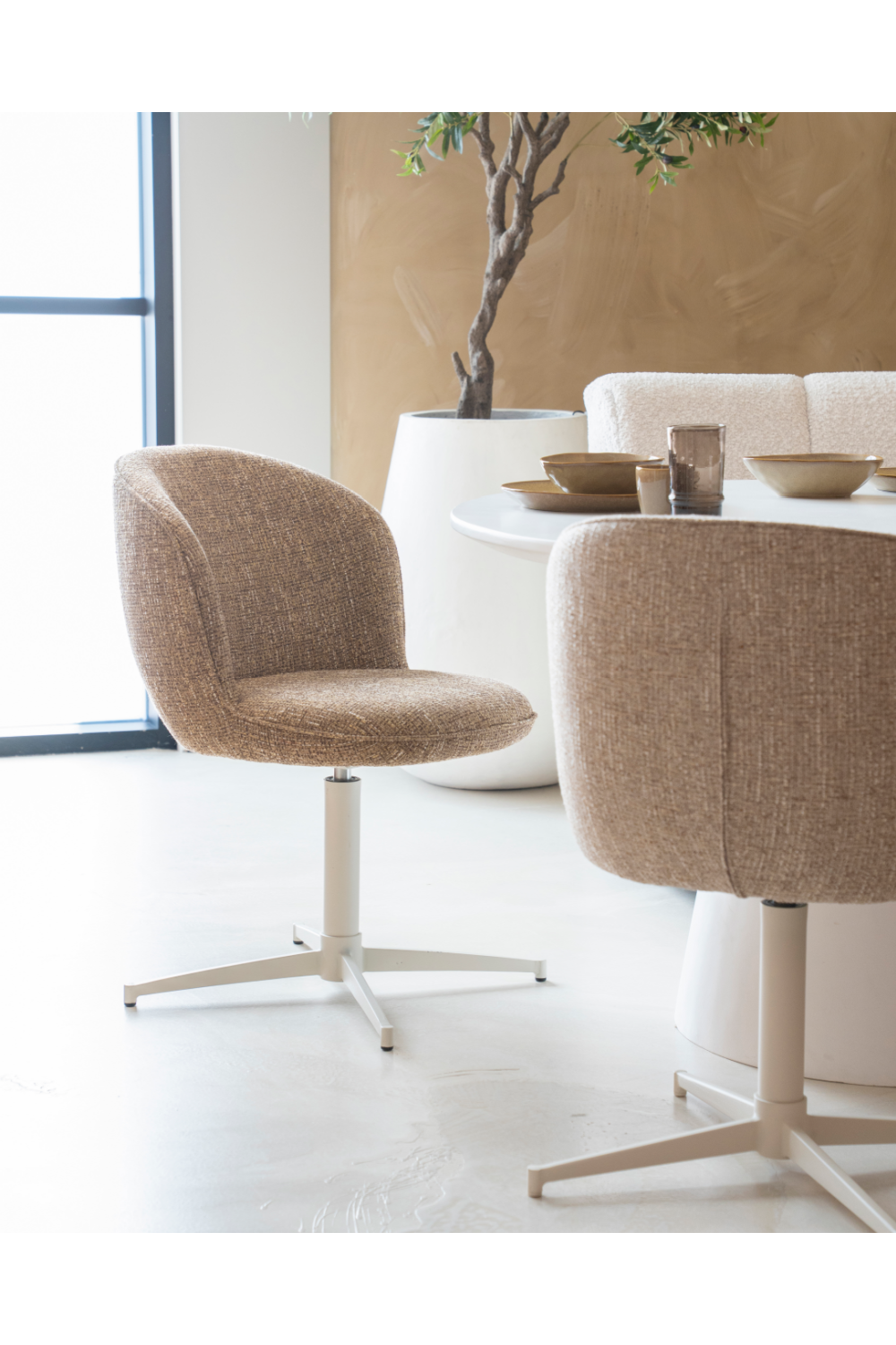 Curved Back Swivel Chair | Eleonora Molly