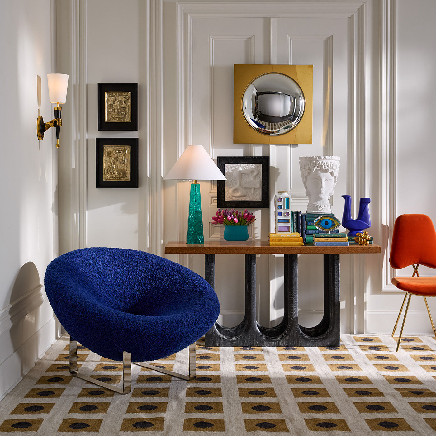 Saturn Lounge Chair