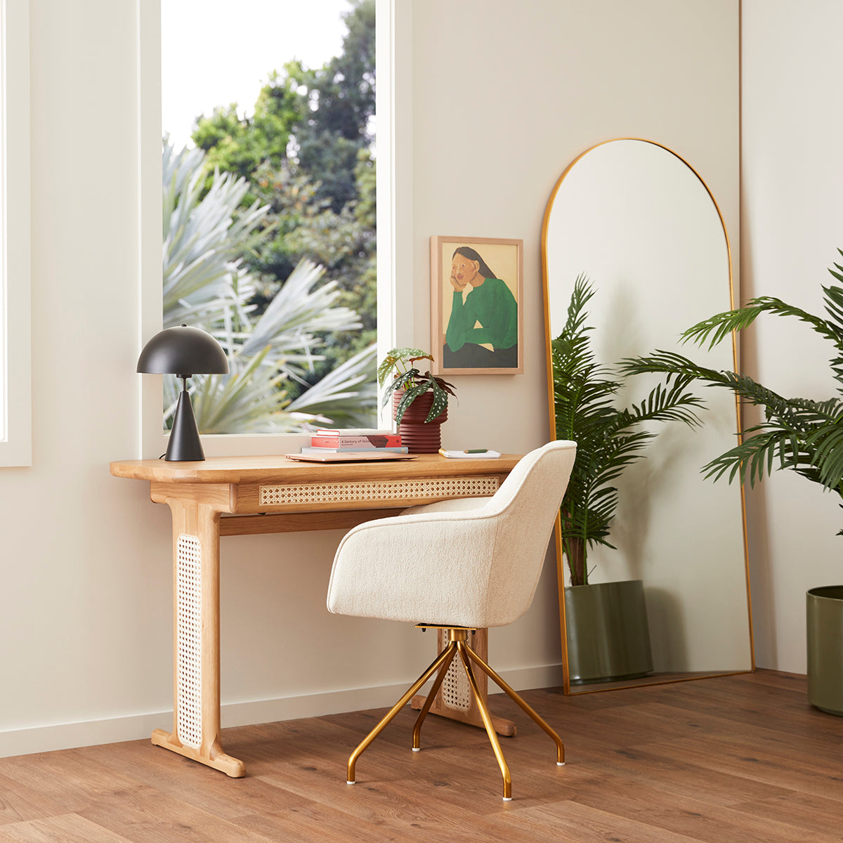 Levi Swivel Boucle Dining Arm Chair