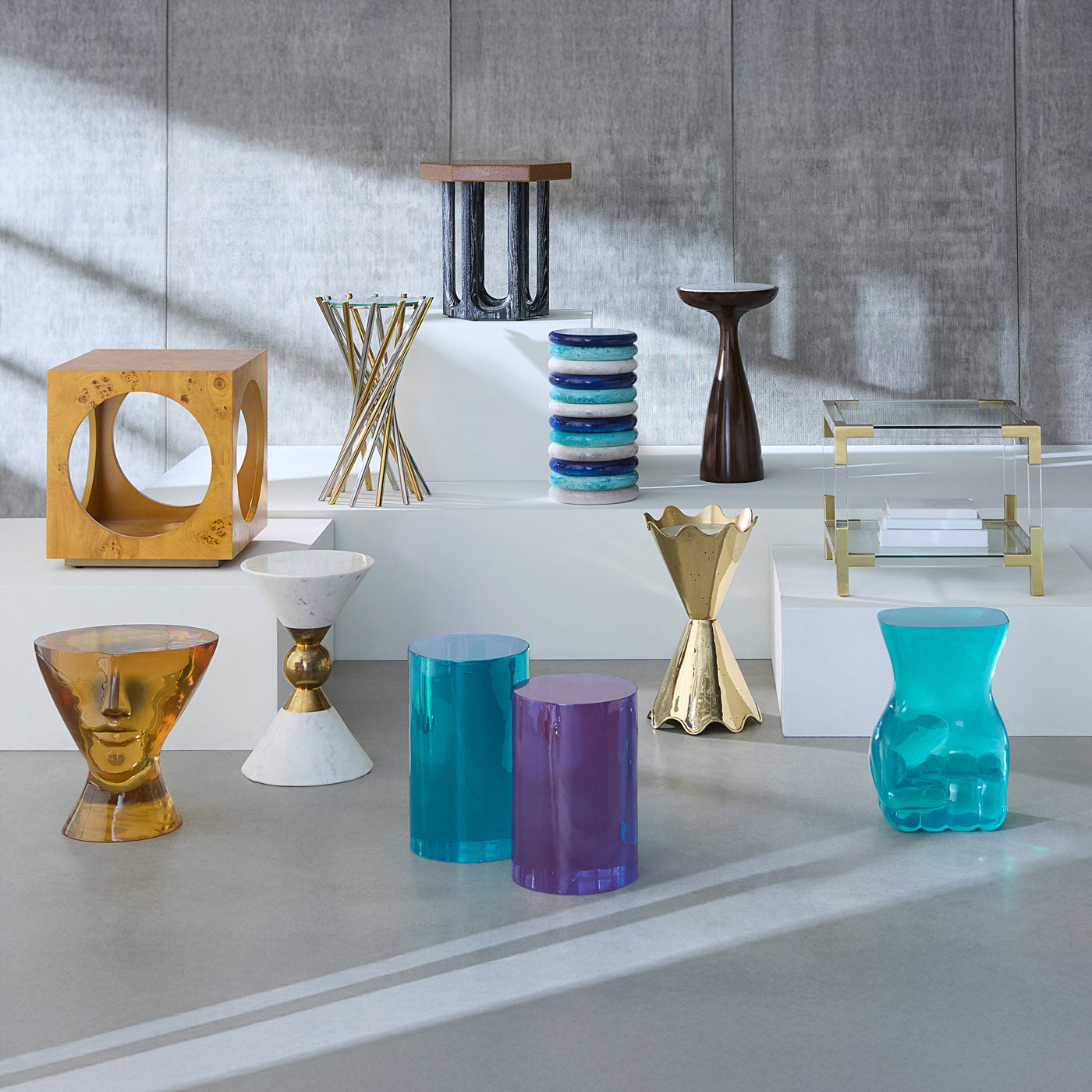 Acrylic Cylinder Table