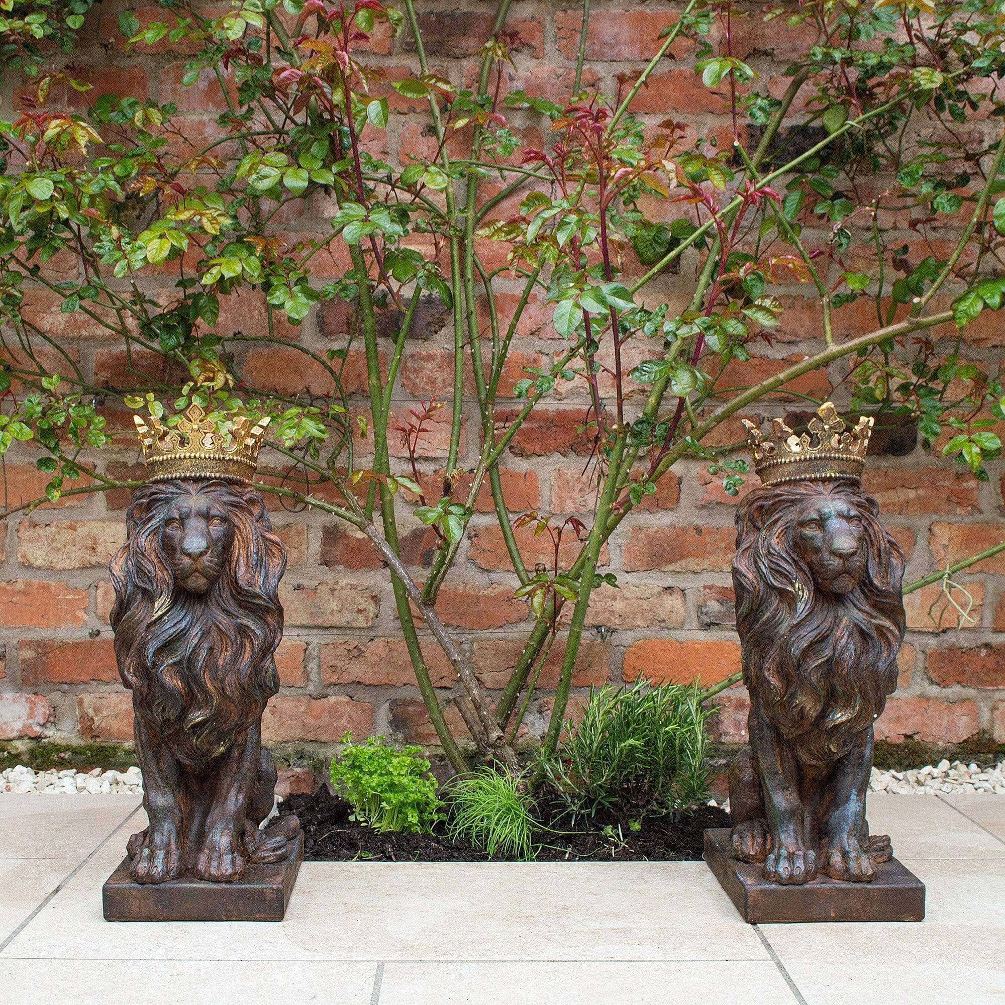 Antiqued Lion Garden Statue