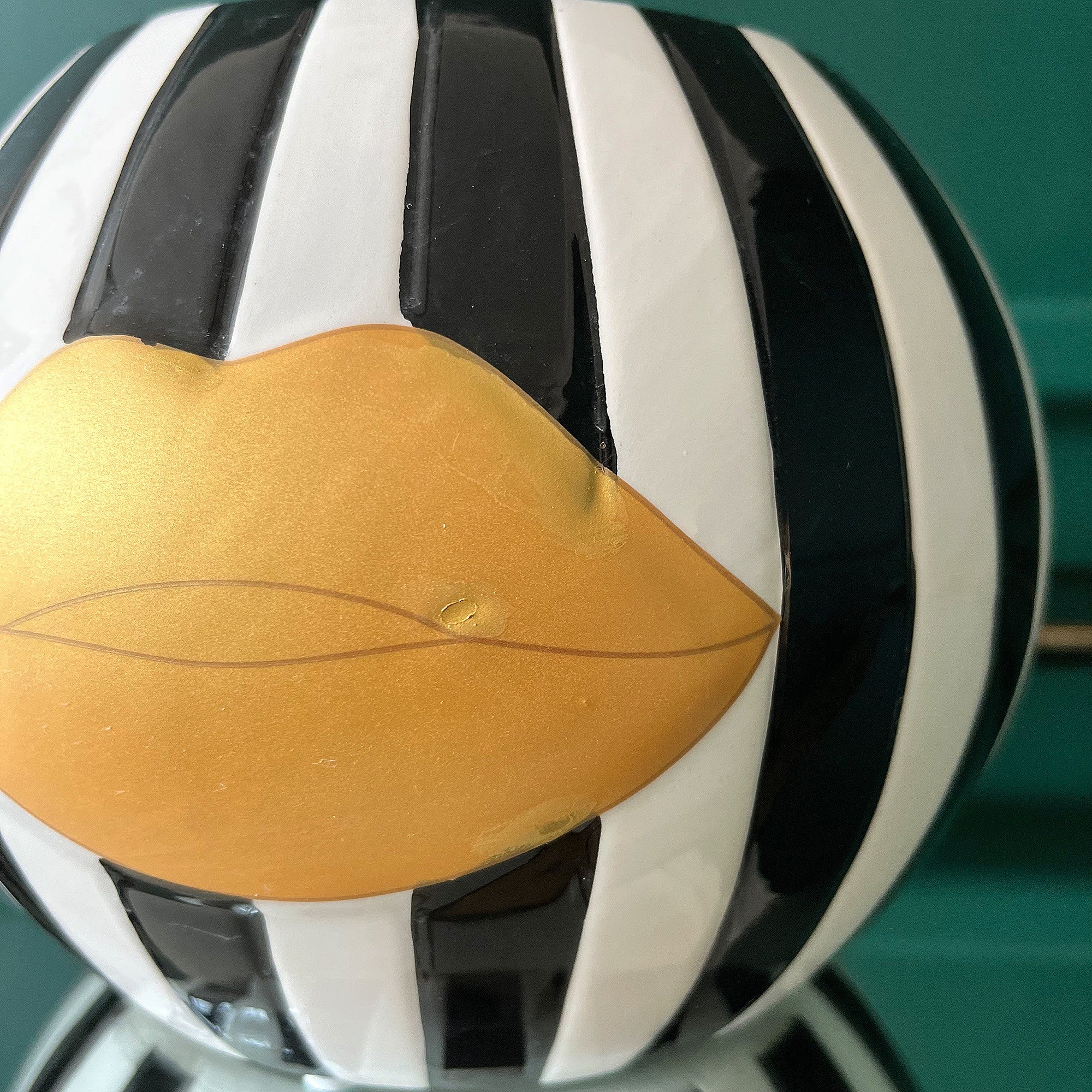 Monochrome Striped Lips Planter