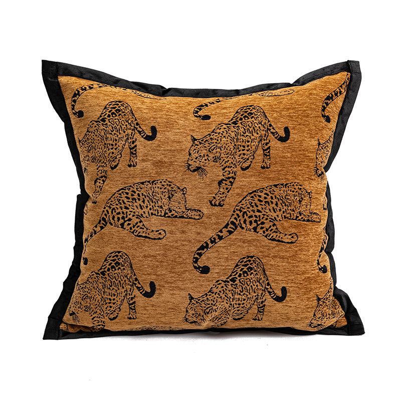 Tiger Cushion