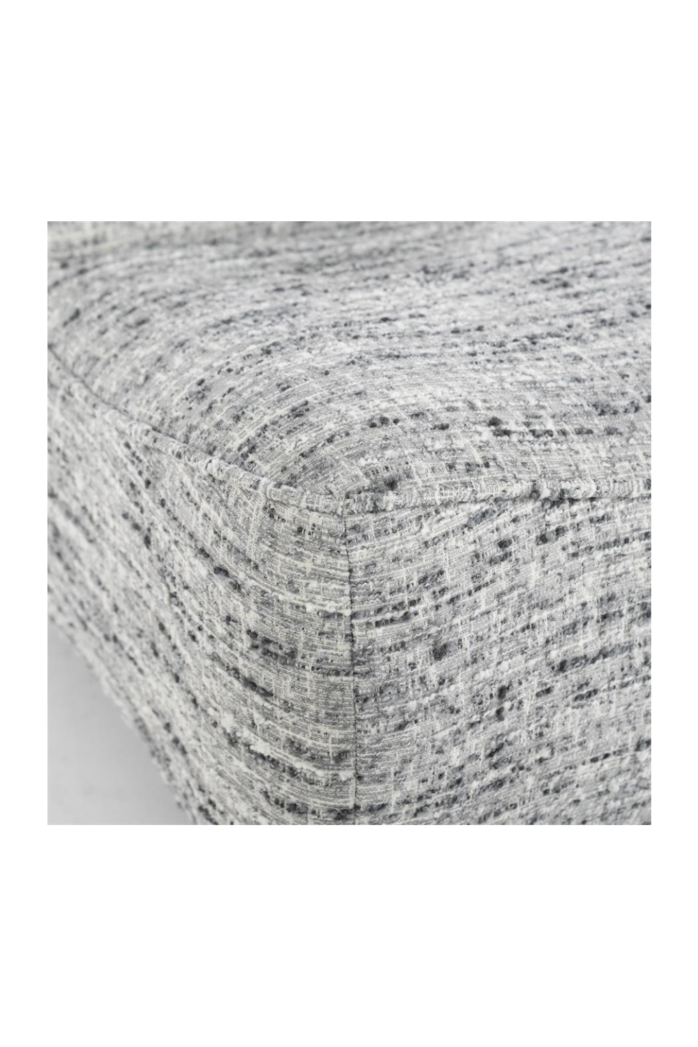 Fabric Swivel Lounge Chair | Eleonora Loys