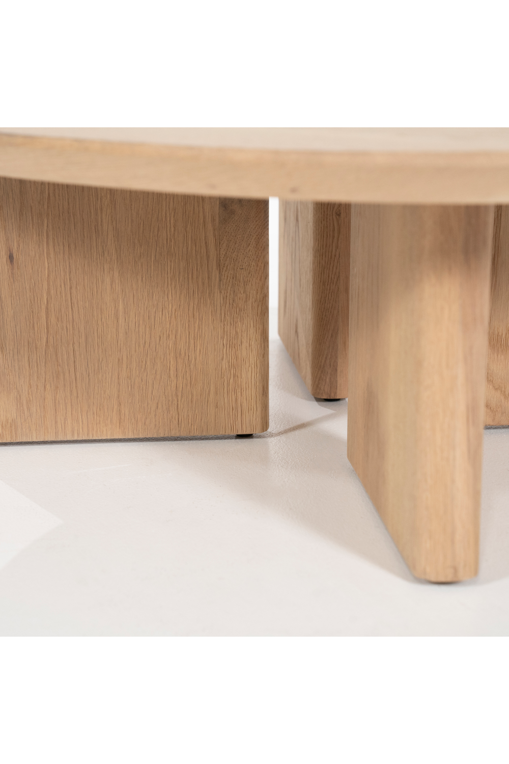 Varnished Oak Coffee Table | Eleonora Stef