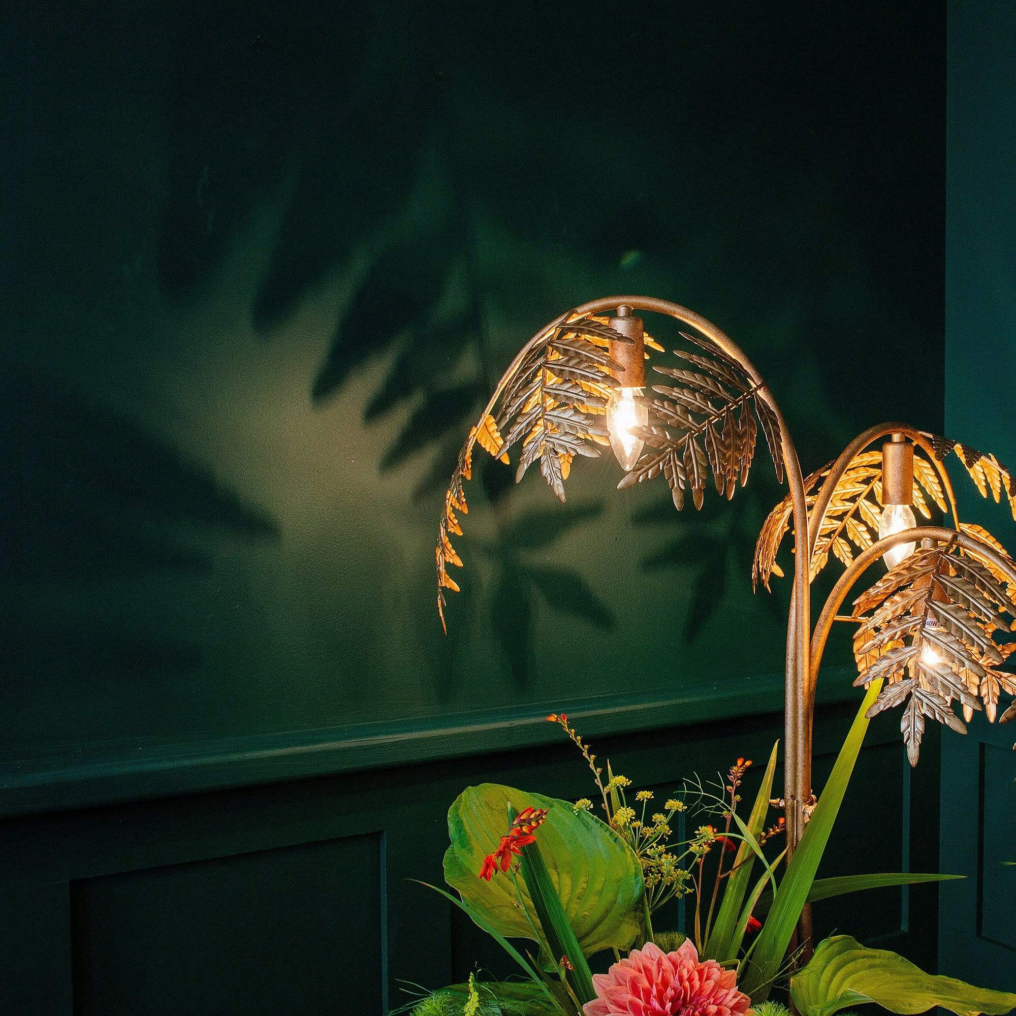 Antique Bronze Palm Leaf Table Lamp