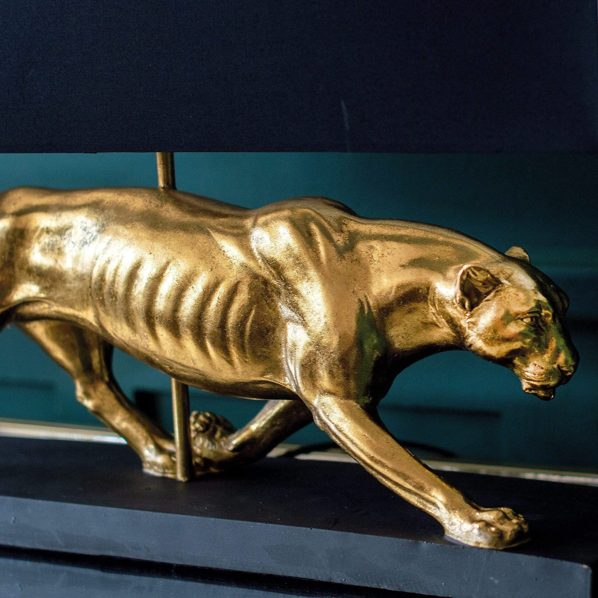 Stalking Panther Table Lamp